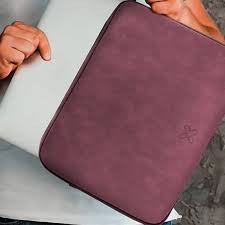 Klip Xtreme SquareShield KNS-220 - Notebook sleeve - 15.6" Pink